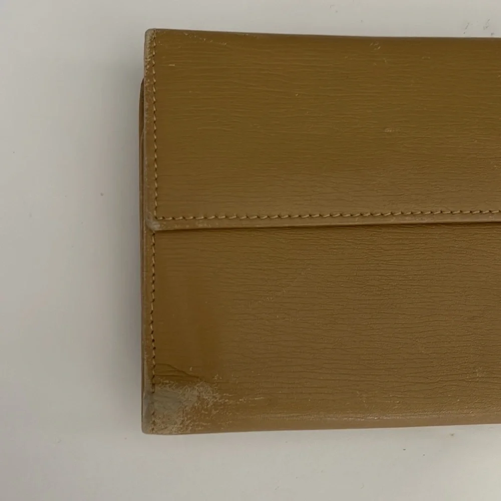 Gucci Authentic Leather Wallet